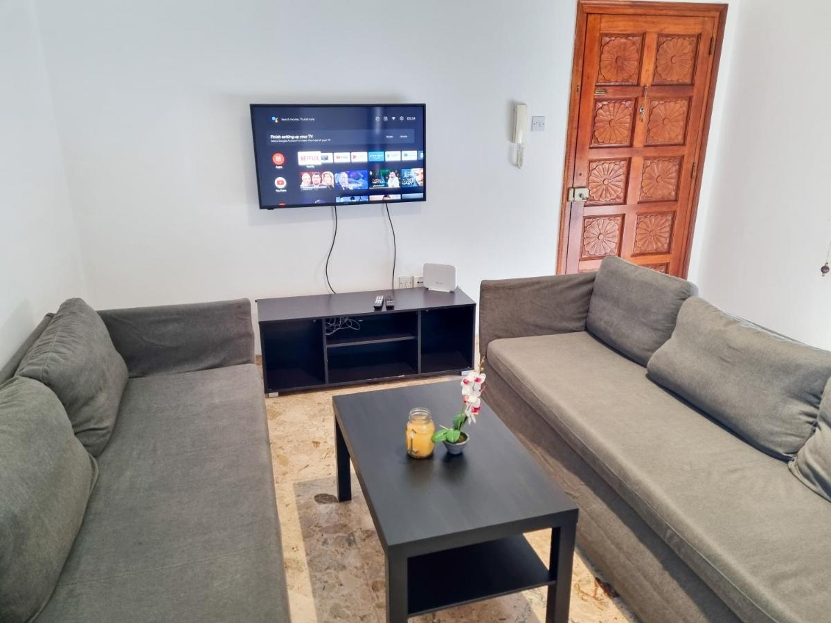 Luxury City Rooms Larnaca Exterior photo